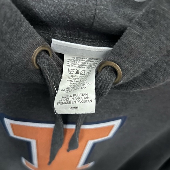 Illinois Fighting Illini pullover Gray Hoodie Orange Logo Section Majestic M - Picture 4 of 5